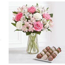 Deliciosamente Decadente™ Flores Adoradas y Fresas con Glaseado (Solo ramo de Flores Adoradas y 12 fresas con glaseado)
