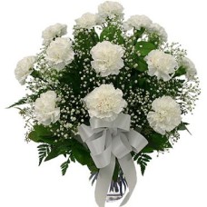 Los claveles 12 piezas blancas en florero