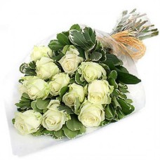 1 docena de rosas blancas en ramo