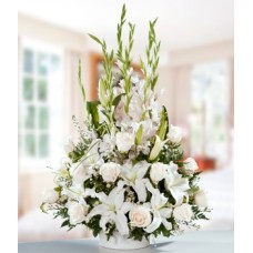Cesta de flores blancas
