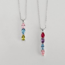 Collar con piedra natal familiar