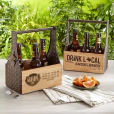 Carrito de cerveza de madera establecido