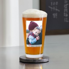 Vaso de cerveza de pinta con foto perfecta