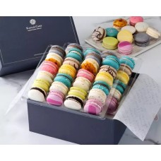 Caja Premium de 48 Macarons de la Pastelería Kayla