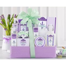 Cesta de regalo para una experiencia de spa con lavanda y vainilla