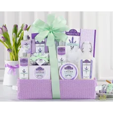 Cesta de regalo para una experiencia de spa con lavanda y vainilla