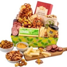 Caja de regalo con variedad de carnes, quesos y snacks Snack Sensation