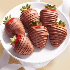 Fresas cubiertas de chocolate con leche pura - 6 bayas