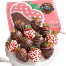 Elaborado con fresas cubiertas de chocolate Ghirardelli Love is Sweet - 12 bayas