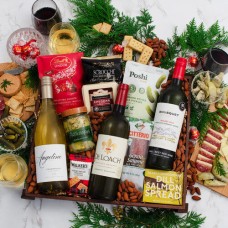 Bandeja de gran charcutería y trío de vinos de regalo