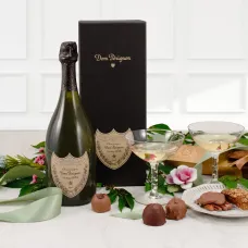 Cesta de regalo Dom Porignon and Truffles