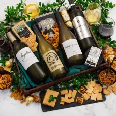 Bandeja de regalo Cuarteto de Vinos y Productos Gourmet