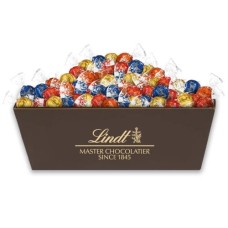 Cesta de regalo LINDOR surtida de 100 piezas