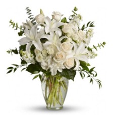 Elegancia blanca (Elegancia blanca con 12 rosas)