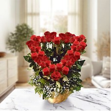 Heart In Love (18 Roses)
