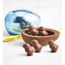 Huevo de chocolate Art Coco envuelto en papel de aluminio con pollitos