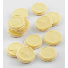Caja de galletas con sabor a limón y glaseado de crema de mantequilla