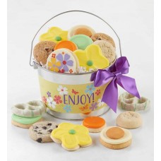 Cubo de regalo con dulces de primavera