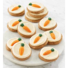 Caja de galletas con sabor a pastel de zanahoria con nueces y glaseado de crema de mantequilla