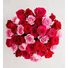 Ramo Deluxe de Rosas Encantadas Mixtas, 36 tallos (solo el ramo)