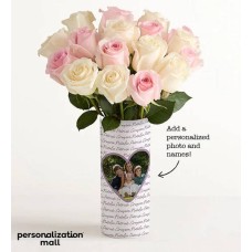 Ramo "Cerca de su corazón" con jarrón personalizado para foto (con una docena de rosas surtidas)