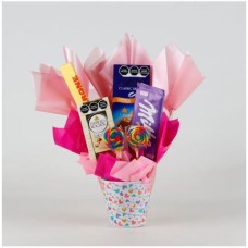 Ramo de dulces con grandes barras de chocolate
