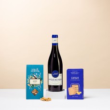 La Folie des Freres Vino tinto y snacks salados