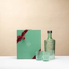 Paveau Bondi con botella y elegantes copas