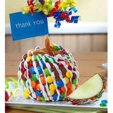 Muchas gracias por la manzana acaramelada con caramelos.