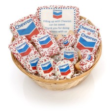 Cesta de regalo redonda de sauce con logotipo corporativo de 9 pulgadas - 12 piezas