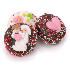 Galleta sándwich individual bañada y decorada a mano para bodas