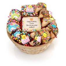 Cesta de regalo de cumpleaños - 14 piezas