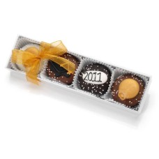 Juego de galletas sándwich bañadas en chocolate para graduación