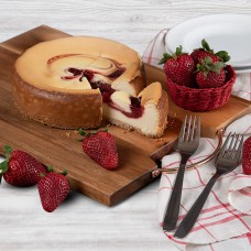 Pastel de queso con fresas y remolinos - 6 pulgadas