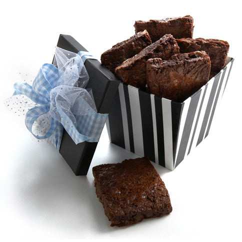 12 BROWNIES Brownies de chocolate y dulce de azúcar