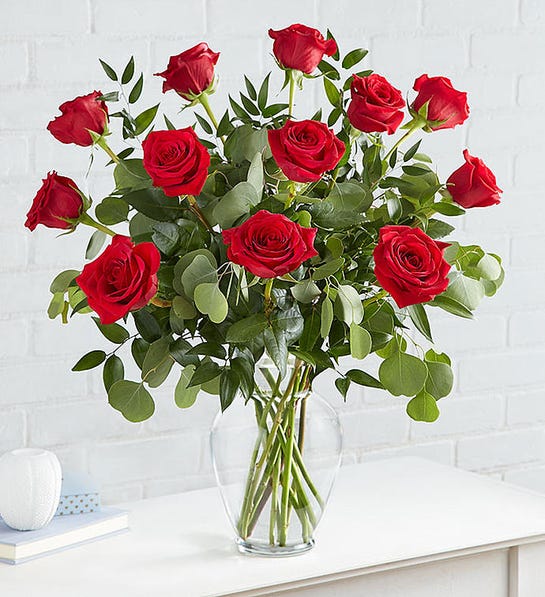 Rosas rojas de tallo largo Heart’S Desire™ (12 tallos)