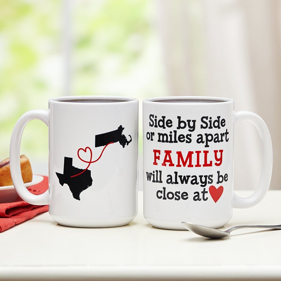 Taza "A kilómetros de distancia, unidos de corazón"