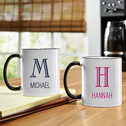Taza con nombre y monograma extravagantes