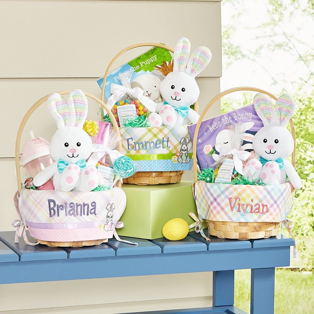 Cesta de Pascua bordada premium de 8€