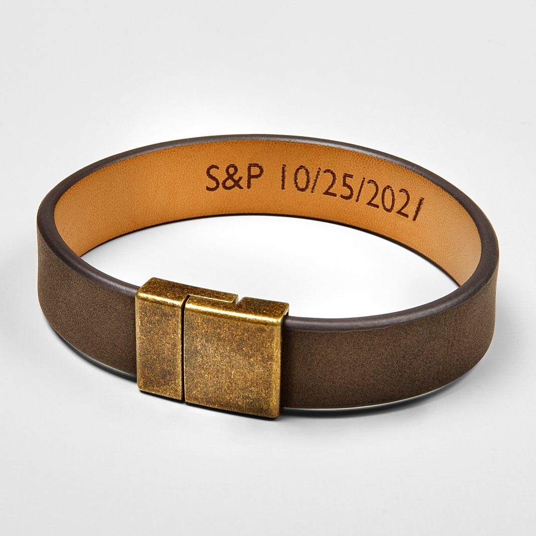 Pulsera de cuero con mensaje oculto para hombre