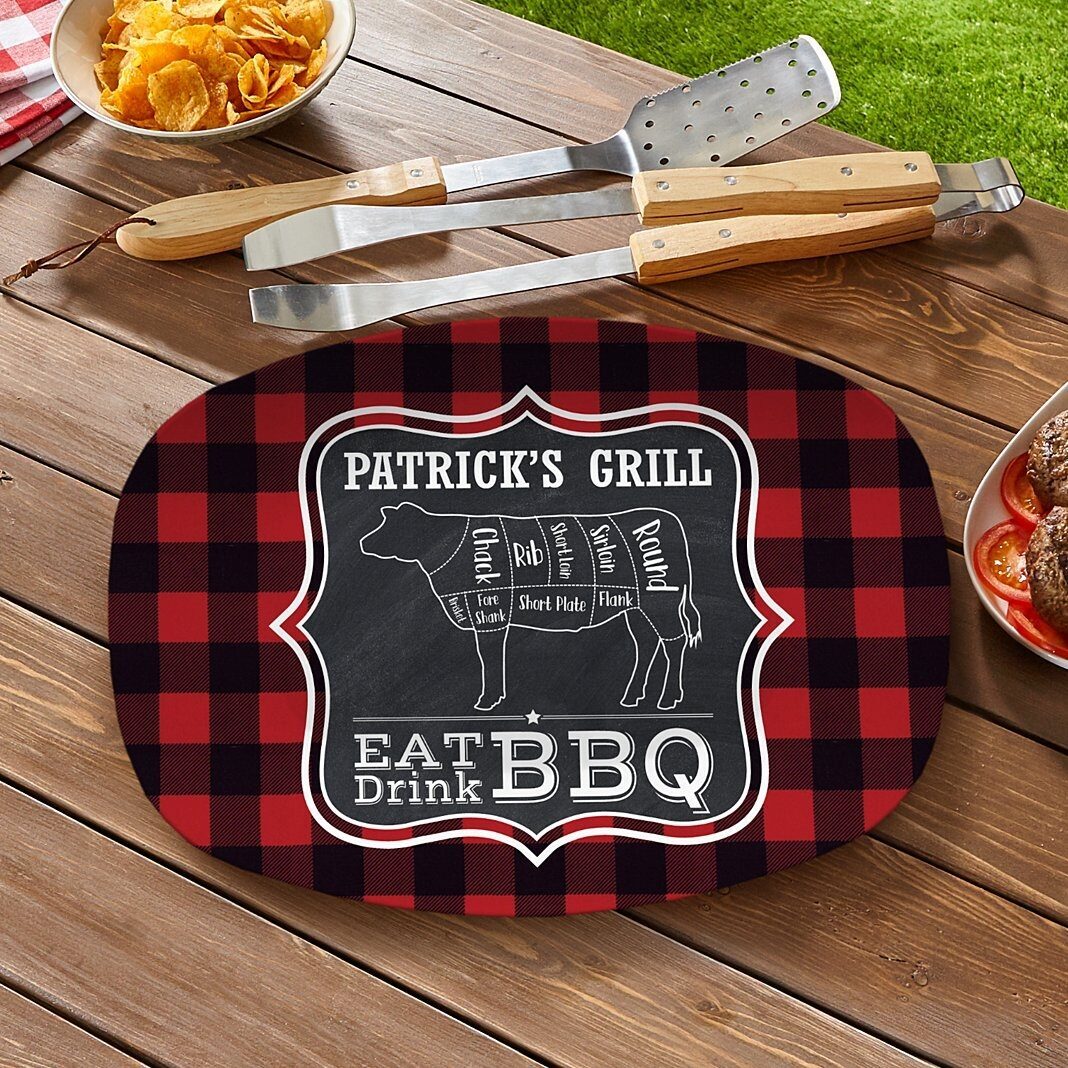 Plato de barbacoa para comer y beber