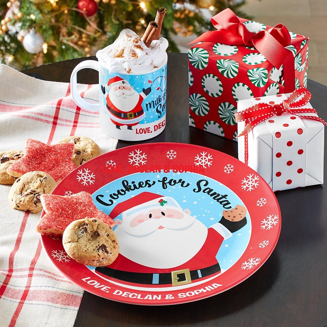 Vajilla con galletas y leche de Jolly Santa