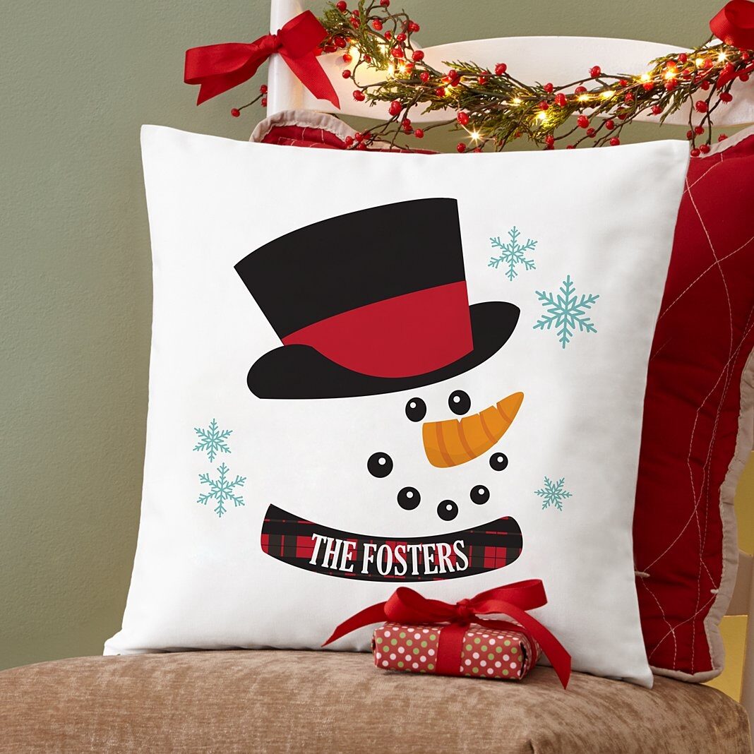 Cojín decorativo con diseño de muñeco de nieve navideño