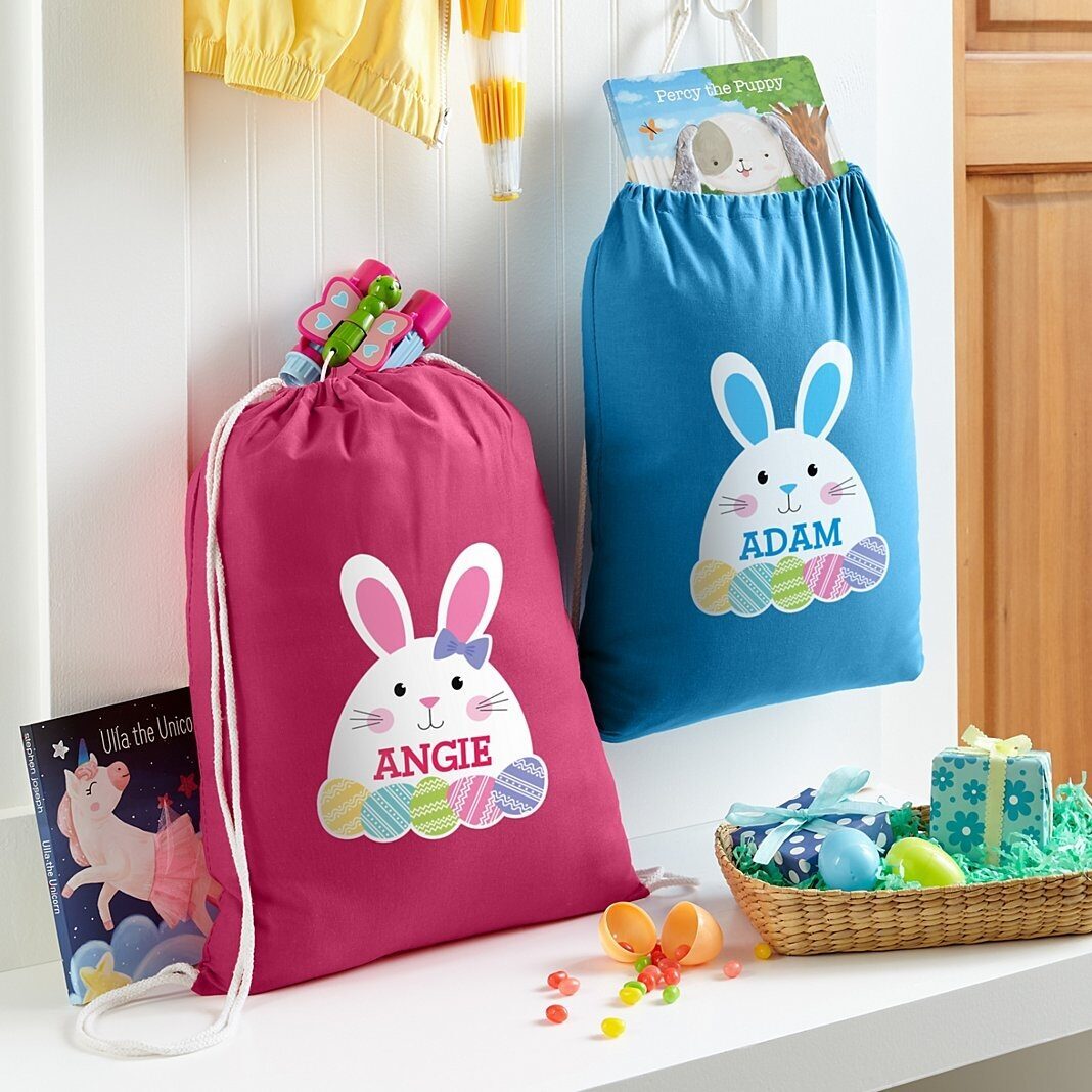 Bolsa con cordón de conejito con huevos