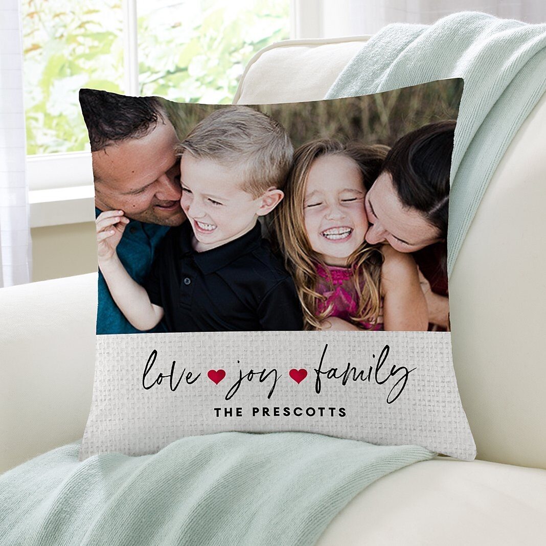 Cojín decorativo con foto familiar "Love Joy"