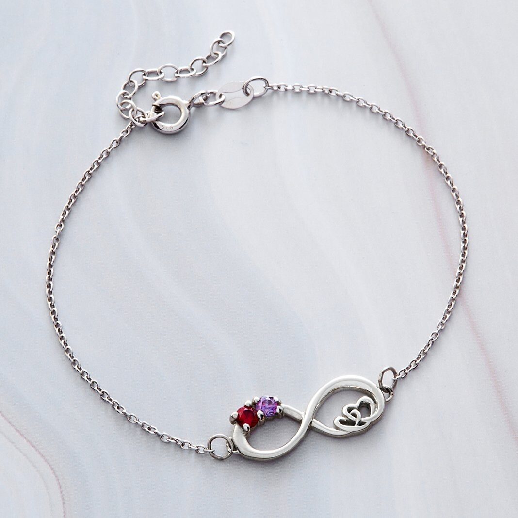 Pulsera de doble corazón con piedra natal "Amado para siempre"
