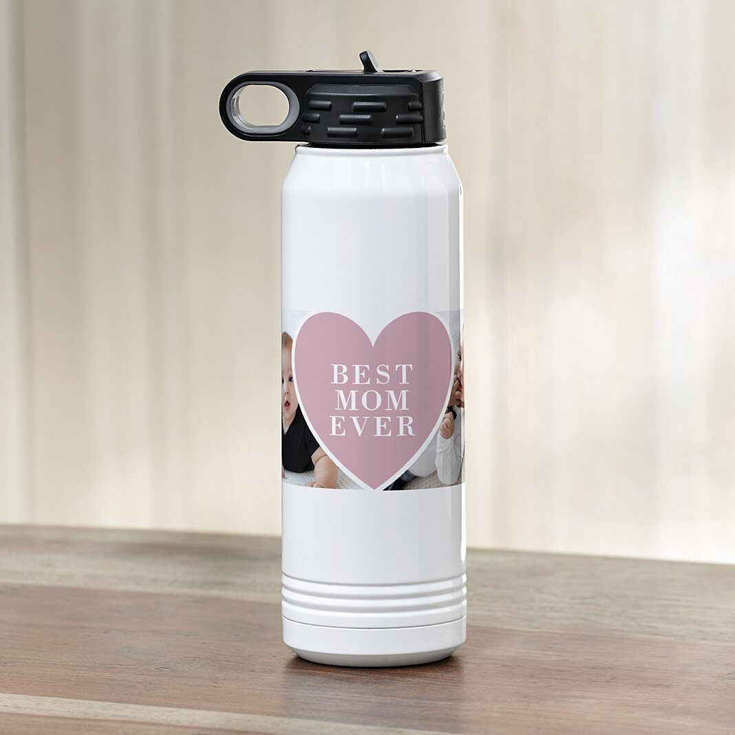 Botella de agua con foto de corazón agradecido