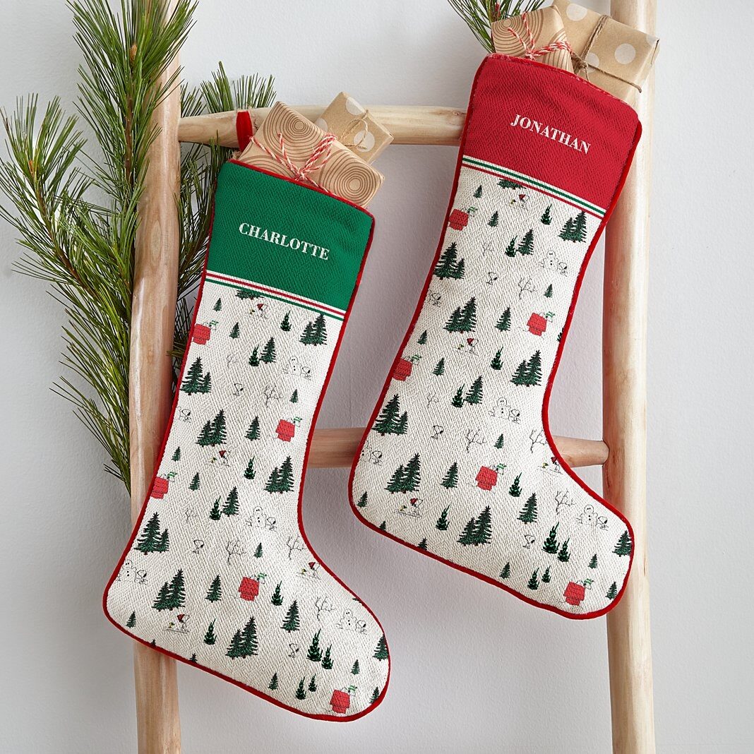 Nueva media de invierno con estampado integral de Snoopy de PEANUTS