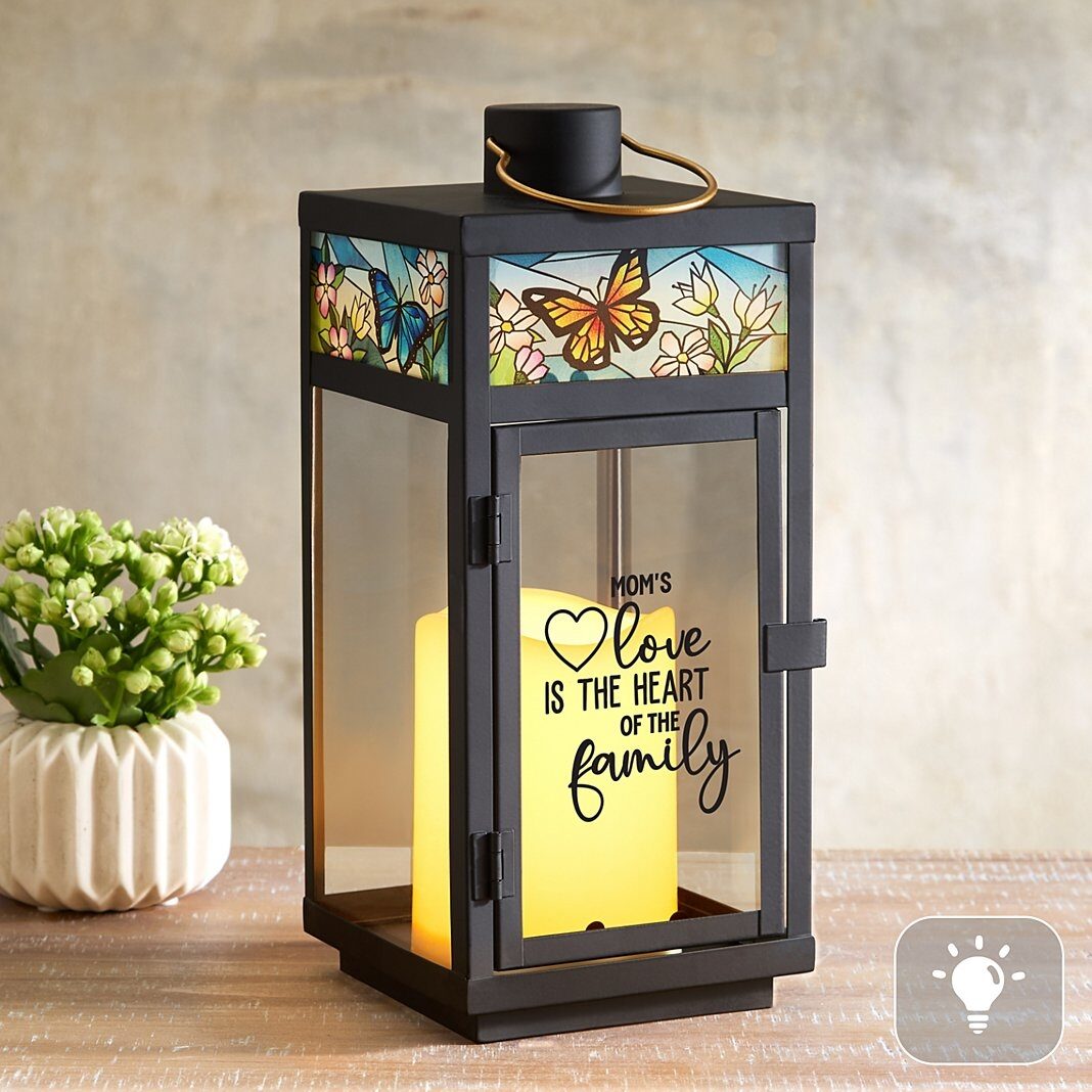 Linterna de vitral con forma de mariposa