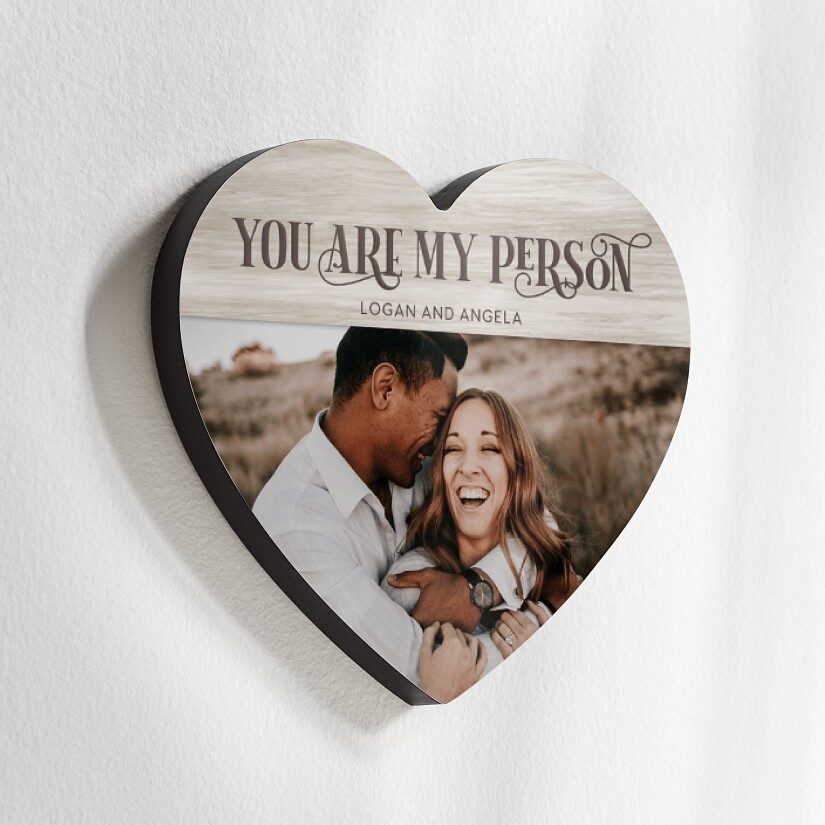 Letrero de pared de madera con forma de corazón "Eres mi persona"